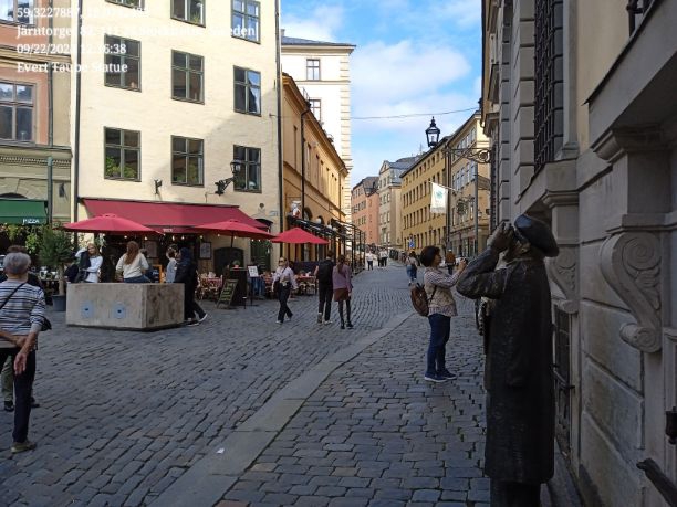 Evert Taube Statue